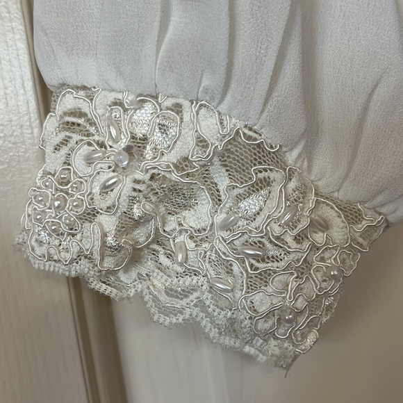 2 piece lingerie. Baby doll size M/L; robe size M - Picture 7 of 12